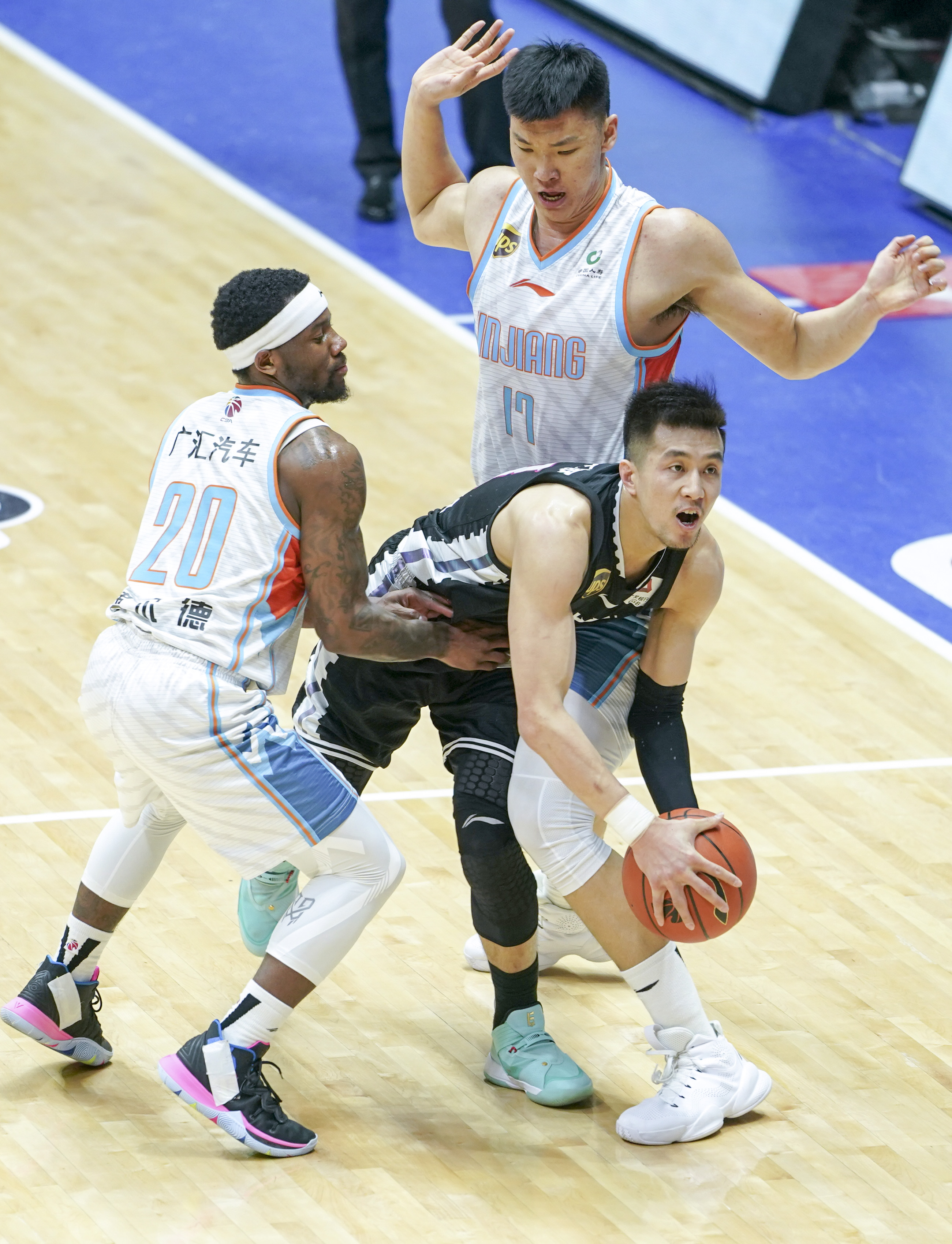 中欧体育官网新疆广汇发布备战花絮；今晨单刀错失；欧超杯任务艰巨；心理建设被强调的简单介绍