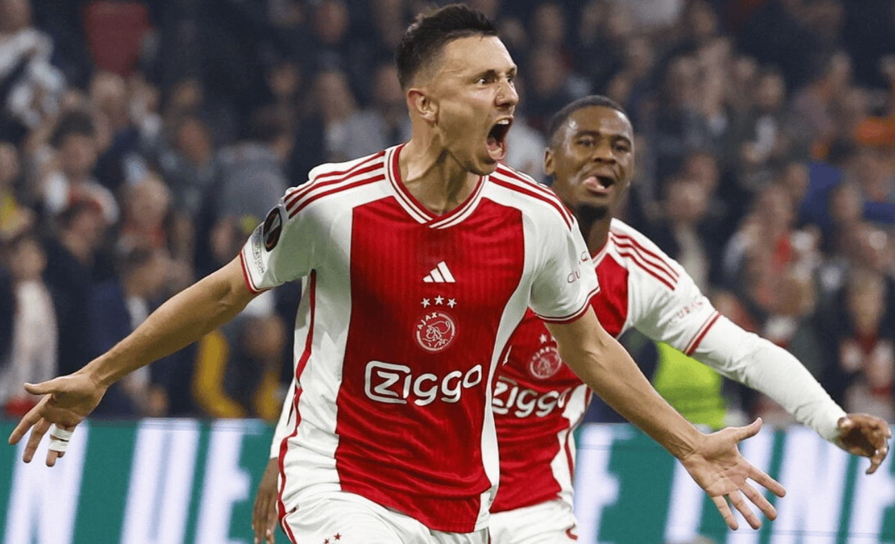 阿贾克斯防线松动备战中超今夜门兴格拉德巴赫调整名单以备欧篮联，摩纳哥迎来里程碑备战全明星赛看傻球迷的简单介绍